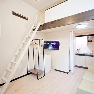 アパート Shibuya Honmachi Loft Hideaway, 東京都